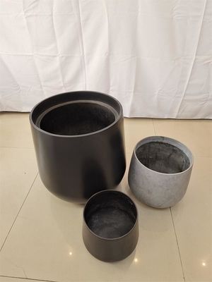खरीदें होटल आउटडोर इनडोर के लिए गोल आकार के फाइबरग्लास फूल बर्तन online manufacture