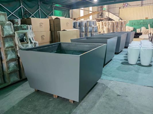 खरीदें घर की सजावट के लिए अनुकूलित फाइबरग्लास फूल बर्तन OEM / ODM online manufacture